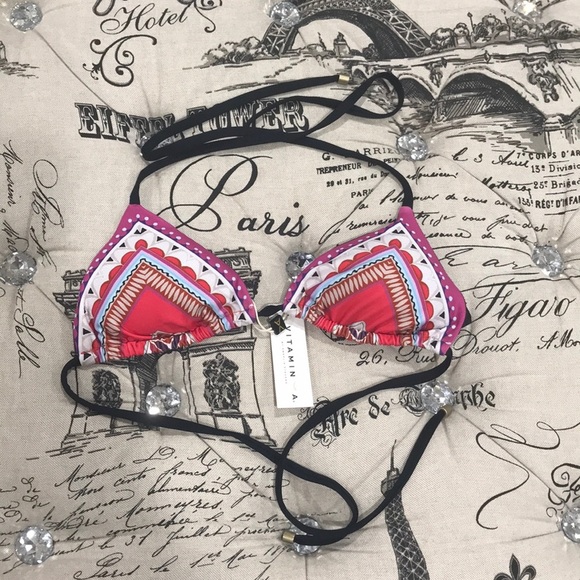 Vitamin A Gia Triangle Bikini Top - Picture 4 of 9